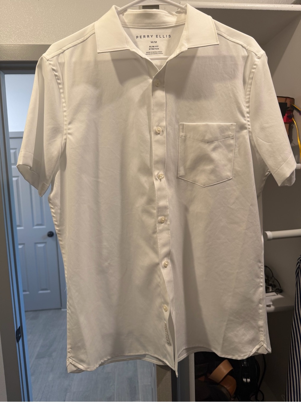 Perry Ellis White Short-Sleeve Casual Button-Down Shirt
